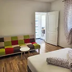 度假居 Matea By Interhome
