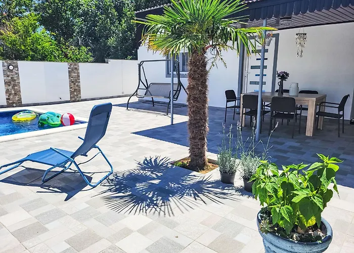 Matea By Interhome * 닌