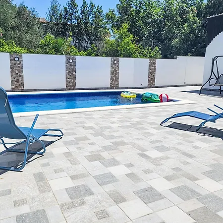 Matea By Interhome Tatil Evi *